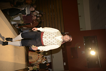 Se entregan editadas y  en impresion en papel.