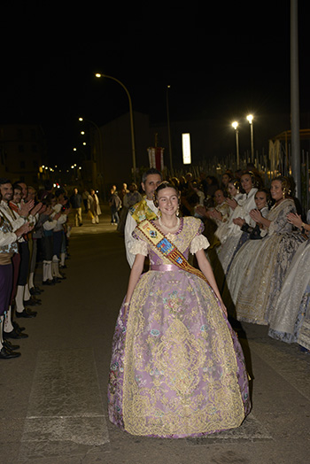 Se entregan editadas y  en impresion en papel tamaño 15x21