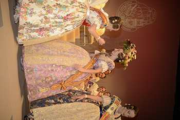 Se entregan editadas y  en impresion en papel.