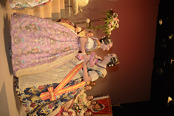 Se entregan editadas y  en impresion en papel.