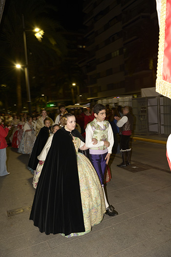 Se entregan editadas y  en impresion en papel tamaño 15x21