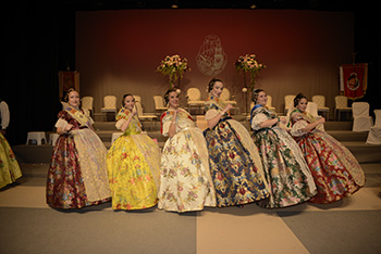 Se entrega en impresion en papel, en archivo JPG o archivo NEFF..