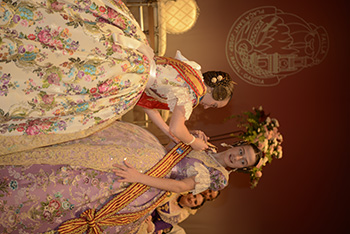 Se entregan editadas y en impresion en papel.