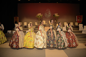 Se entrega en impresion en papel, en archivo JPG o archivo NEFF..