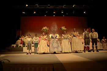 Se entregan editadas y  en impresion en papel.