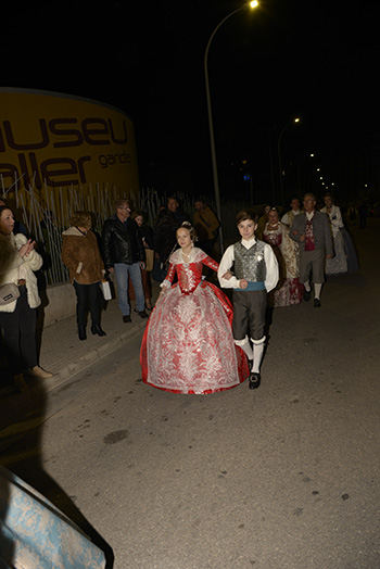 Se entregan editadas y  en impresion en papel tamaño 15x21