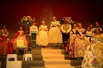 Se entrega en impresion en papel, en archivo JPG o archivo NEFF..