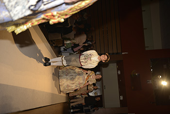 Se entregan editadas y  en impresion en papel.