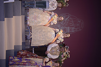 Se entregan editadas y  en impresion en papel, en archivo JPG o archivo NEFF..