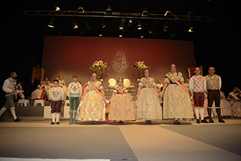 Se entregan editadas y  en impresion en papel.