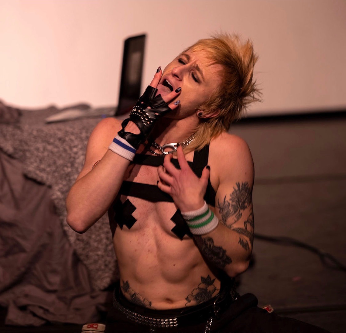 STRIP TEASE + LAP DANCE