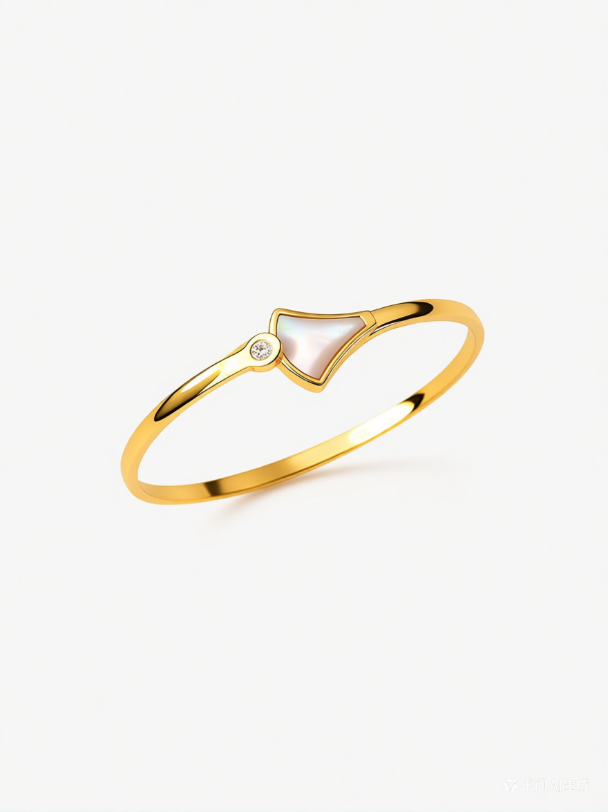 Elegant Gold Ring