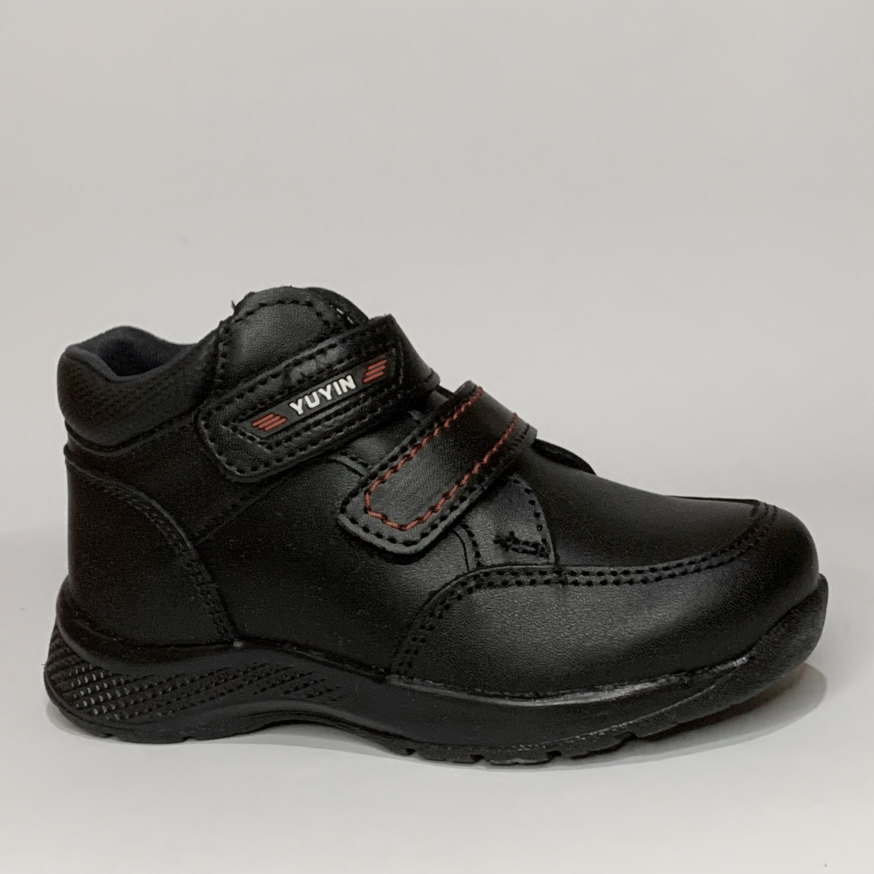 Zapato escolar negro YUYIN