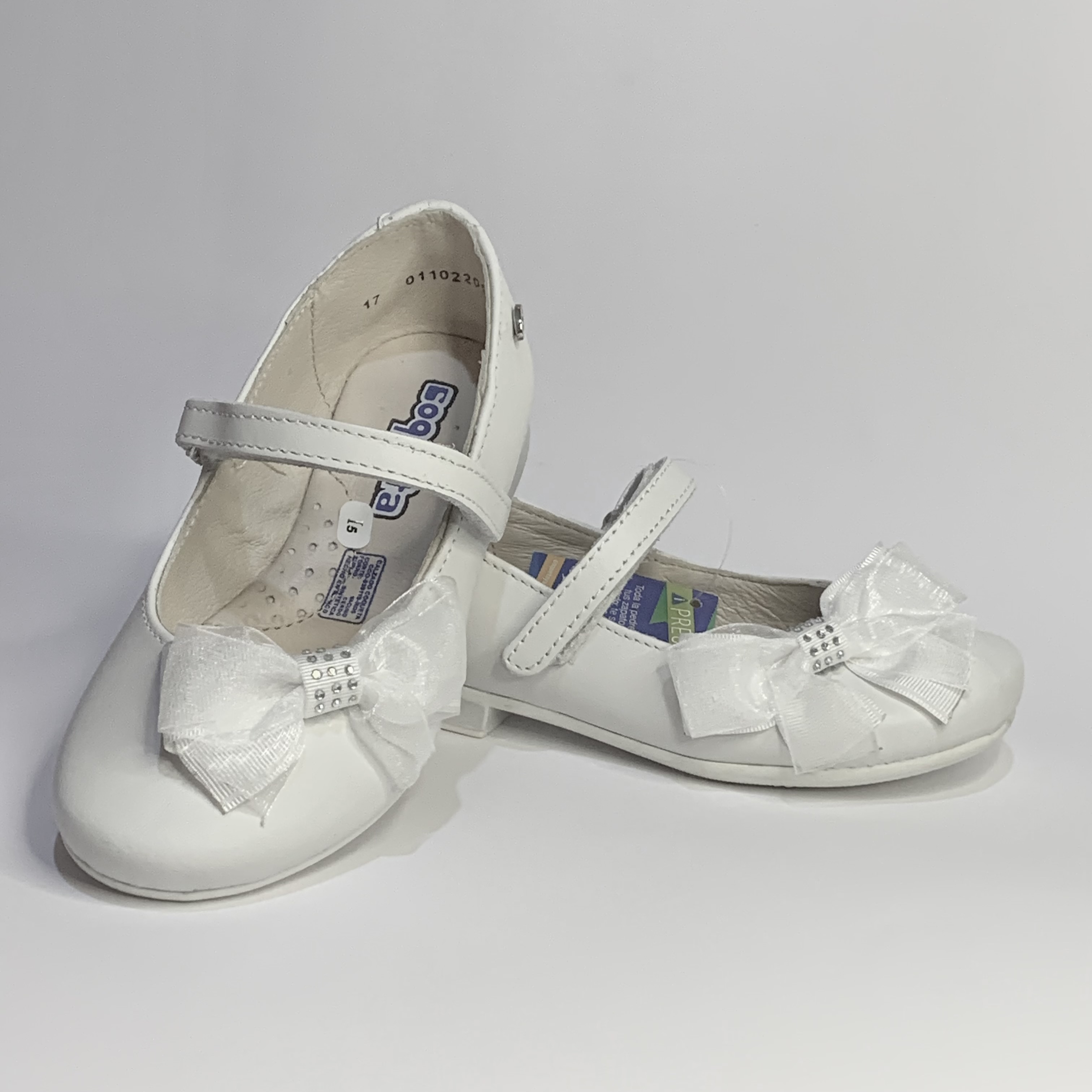 Zapatos de niña blancos COQUETA