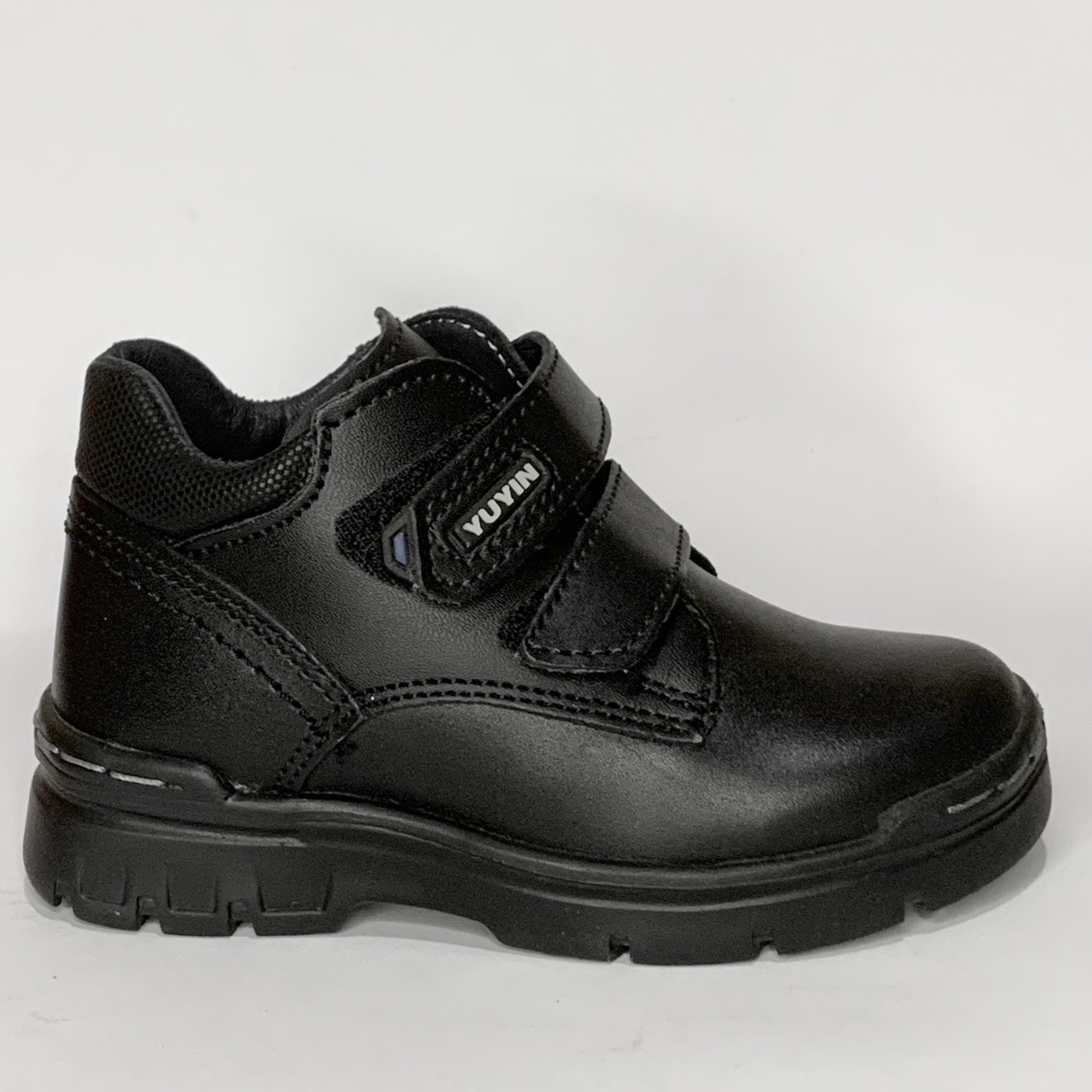 Zapato escolar negro para niño YUYIN