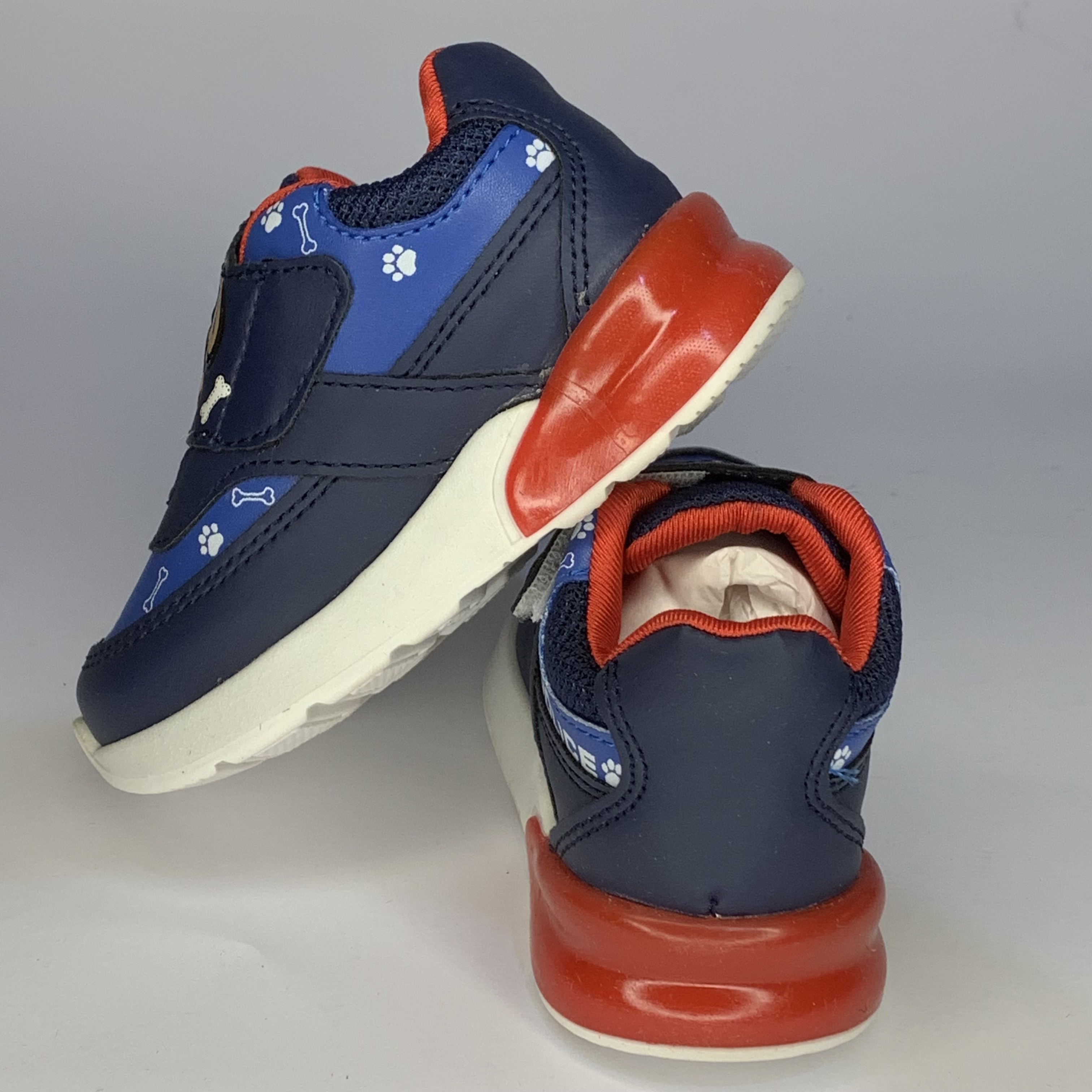 Tenis infantiles azul y rojo YUYIN