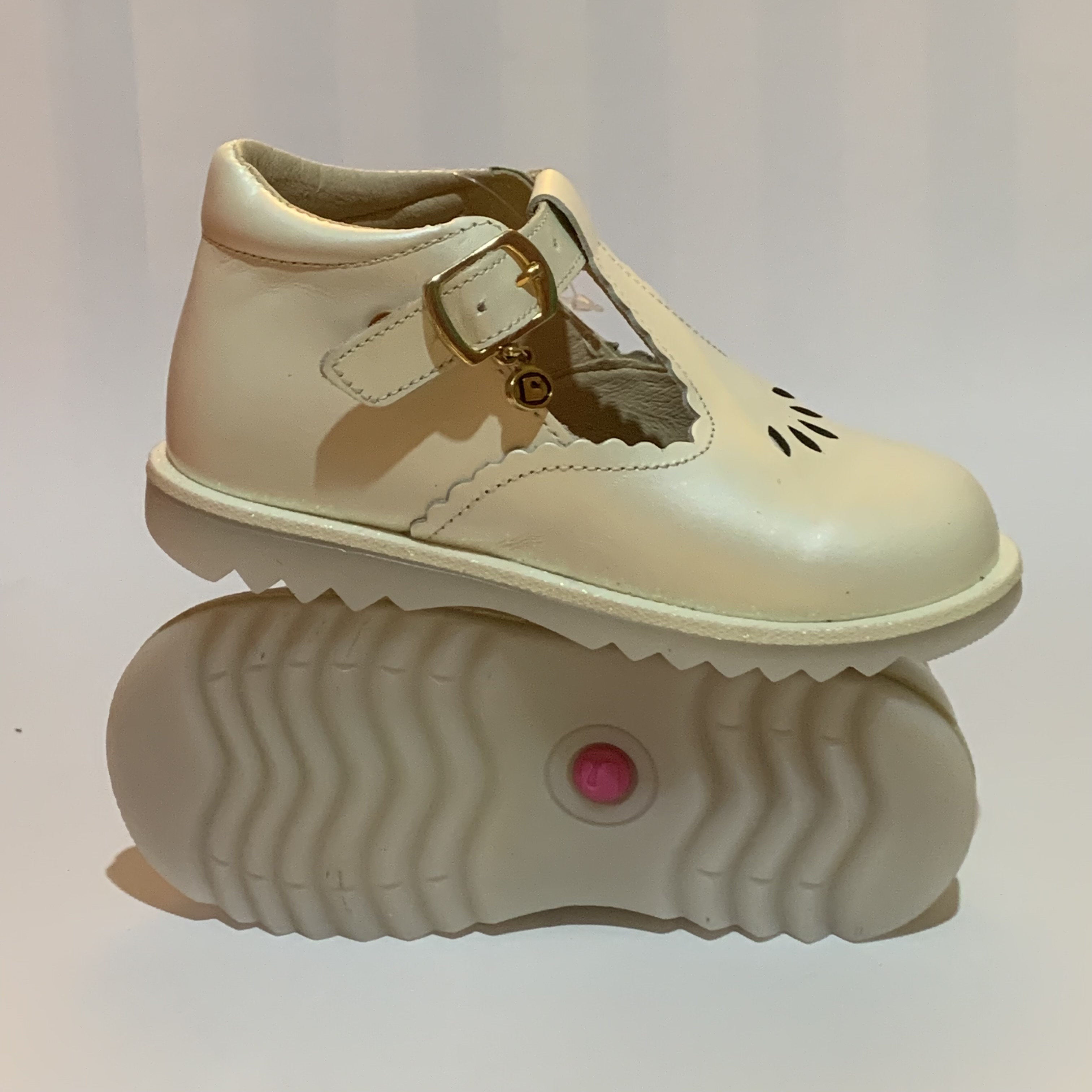 Zapatos perla Coqueta 