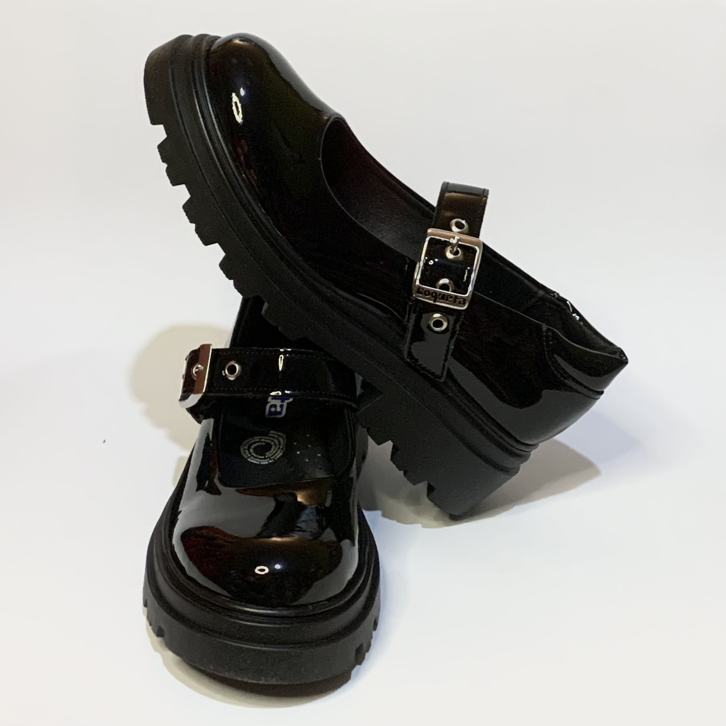 Zapatos charol negro COQUETA