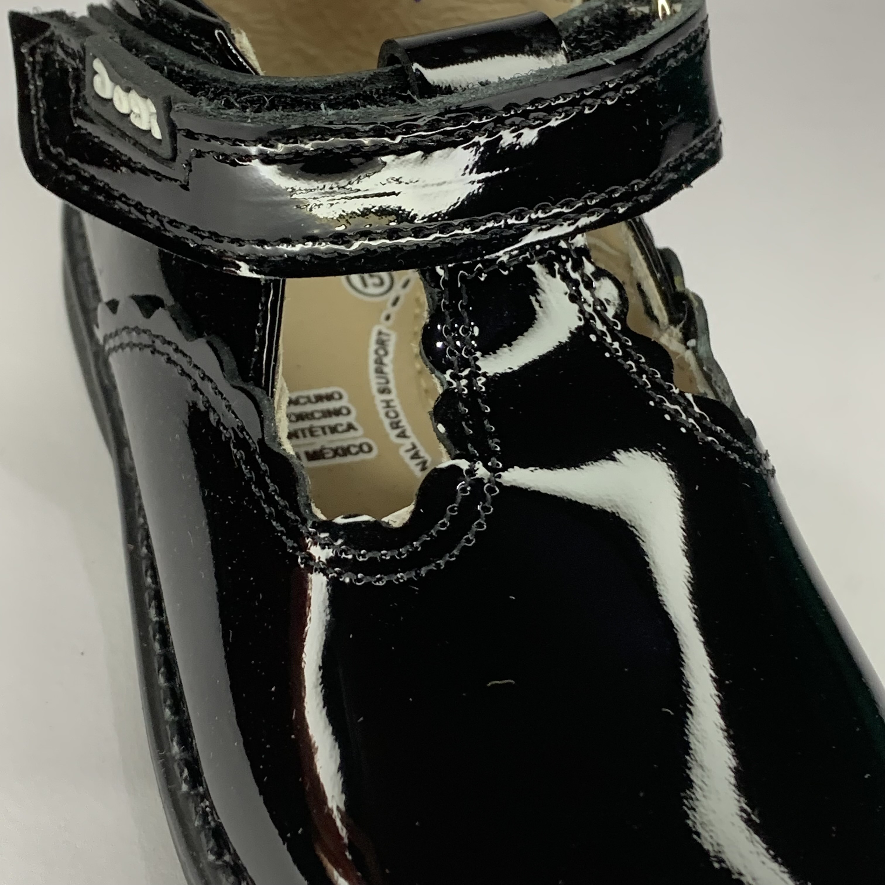 Zapatos de charol DOGI