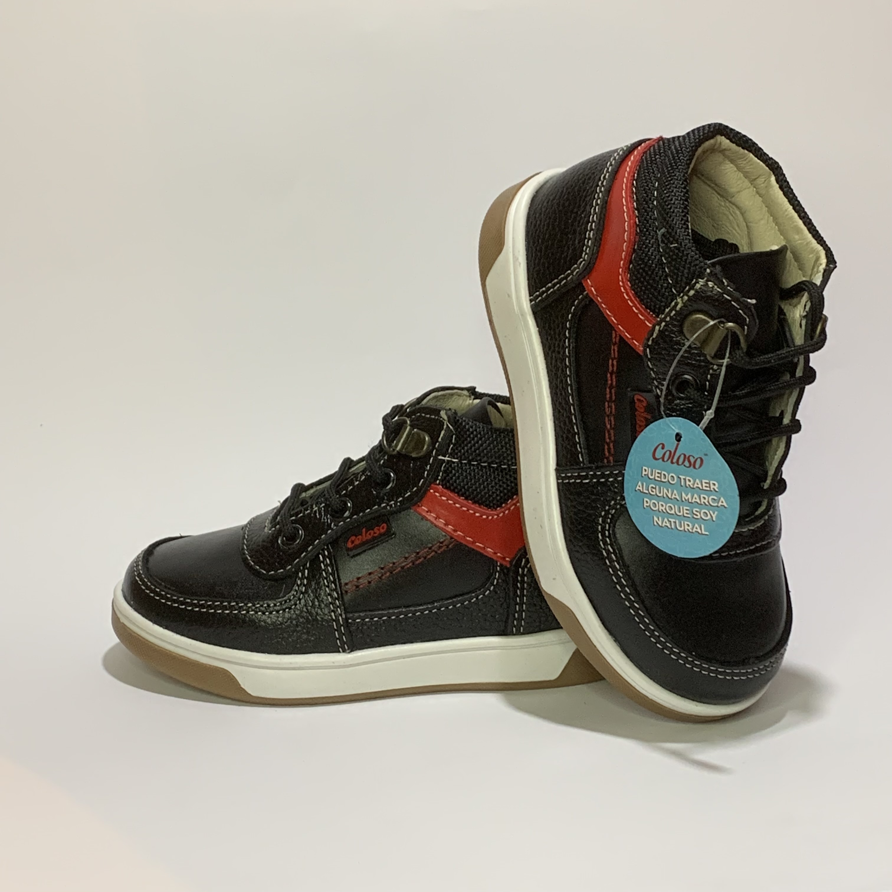 Zapatos negros COLOSO