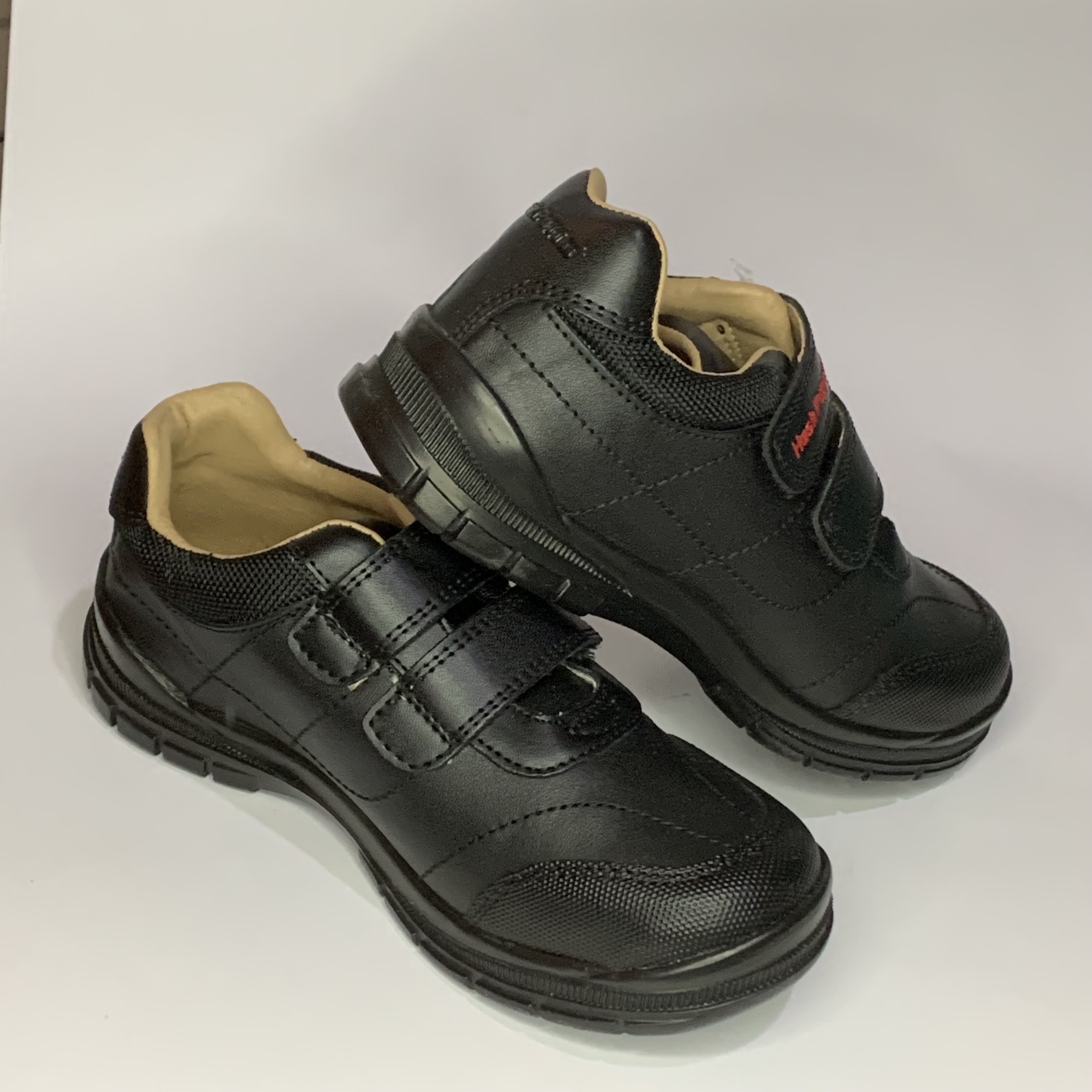 Zapatos Escolares Negros HUSH PUPPIES 
