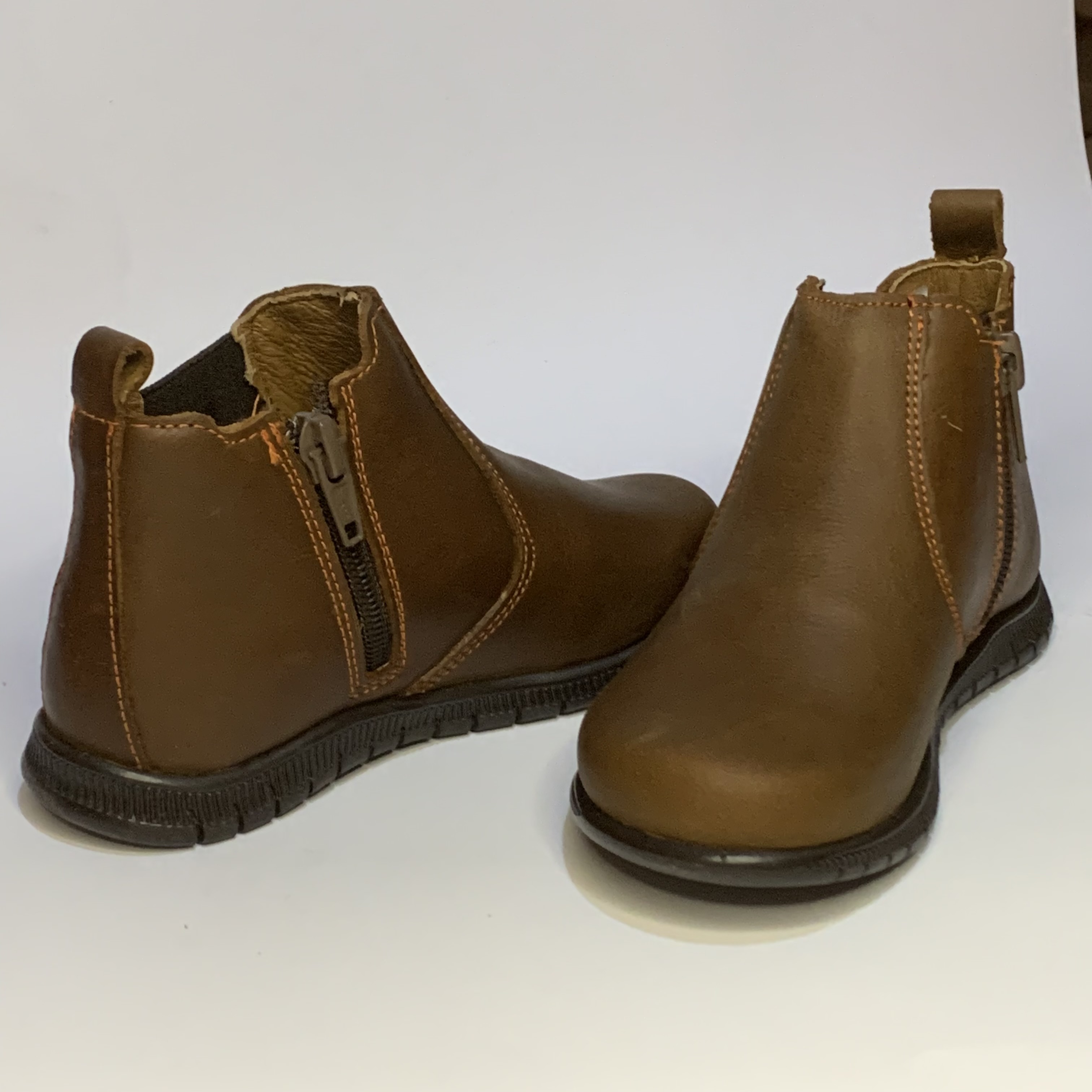 Botín casual de piel café AUDAZ