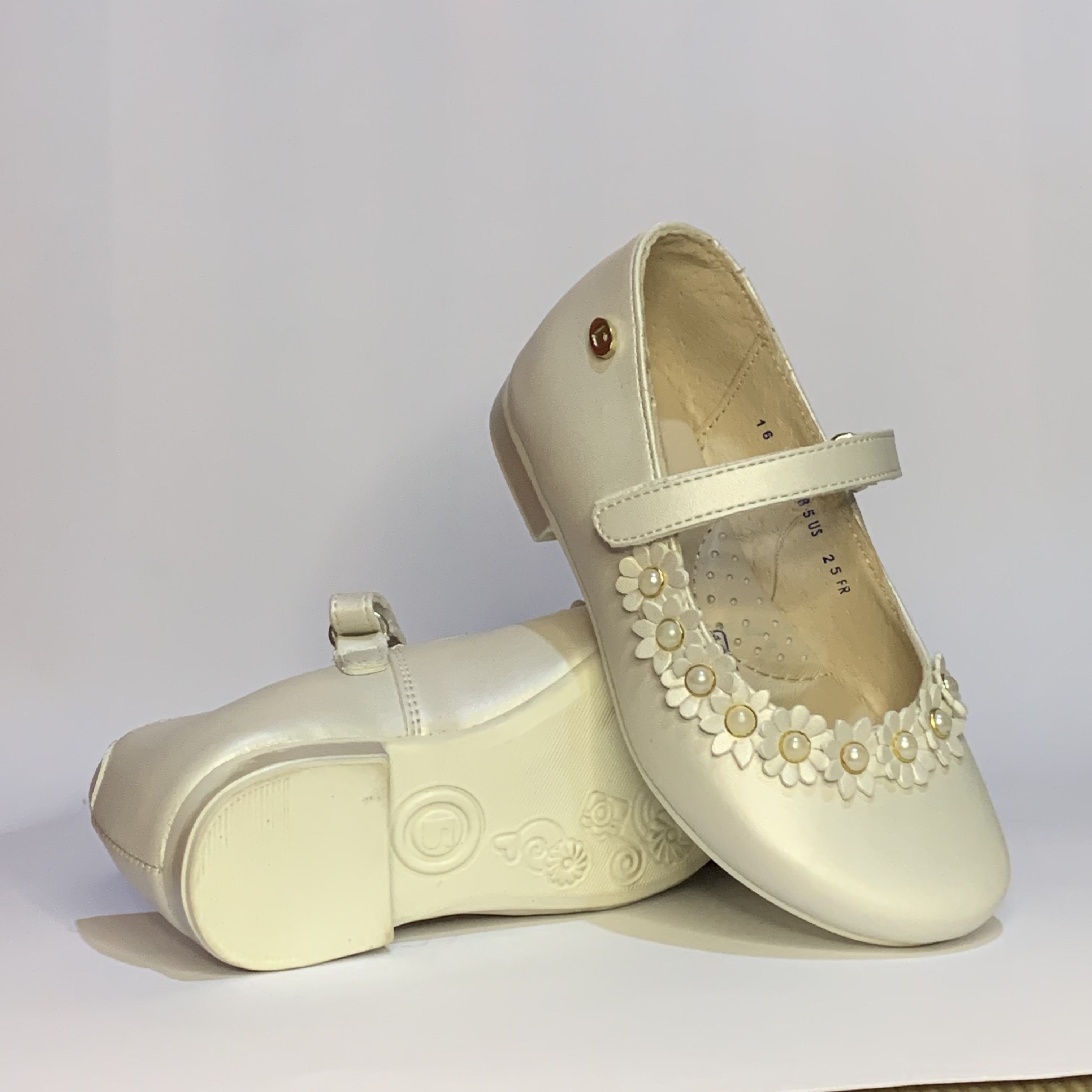 Zapatos perla COQUETA