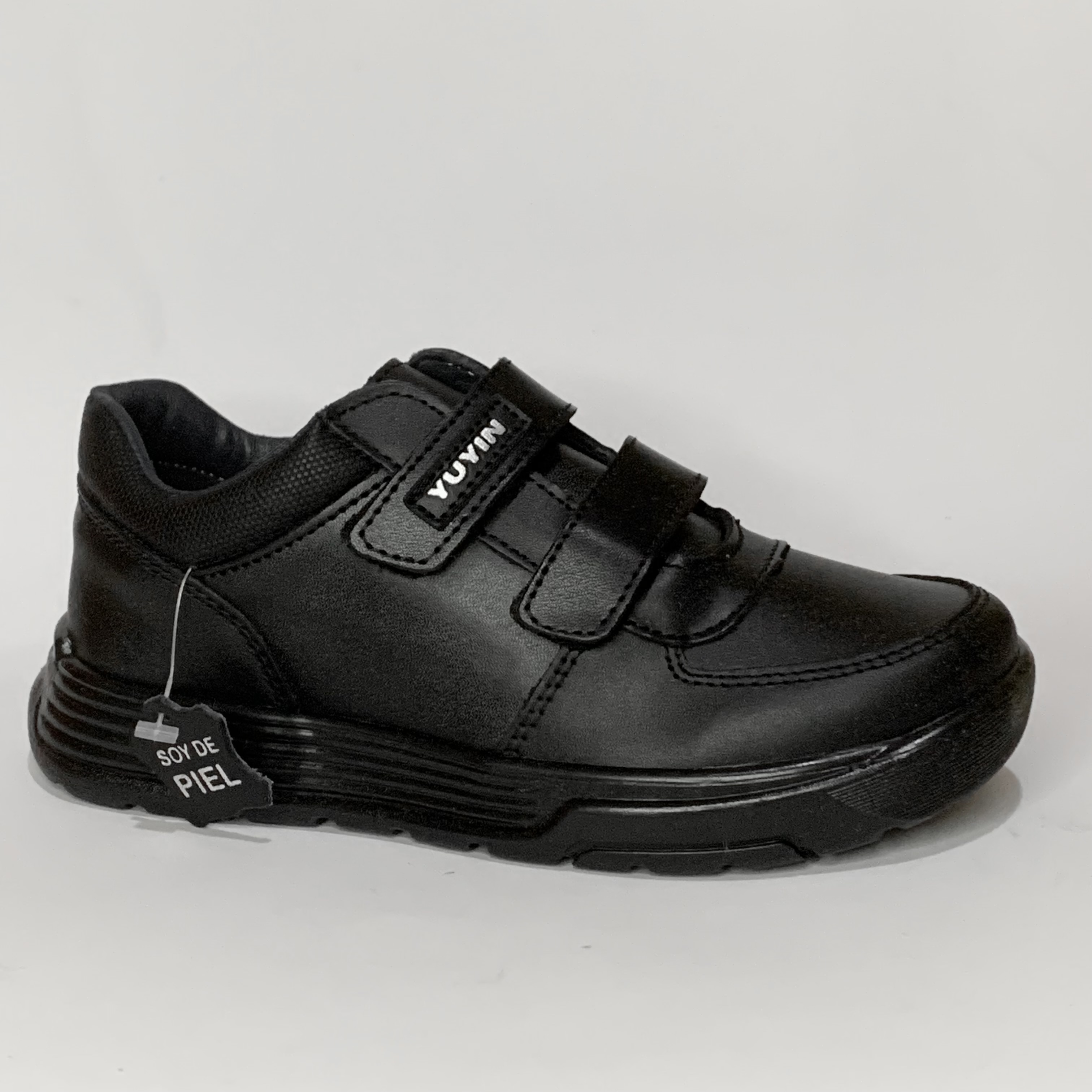 Zapato Escolar Negro de Piel YUYIN