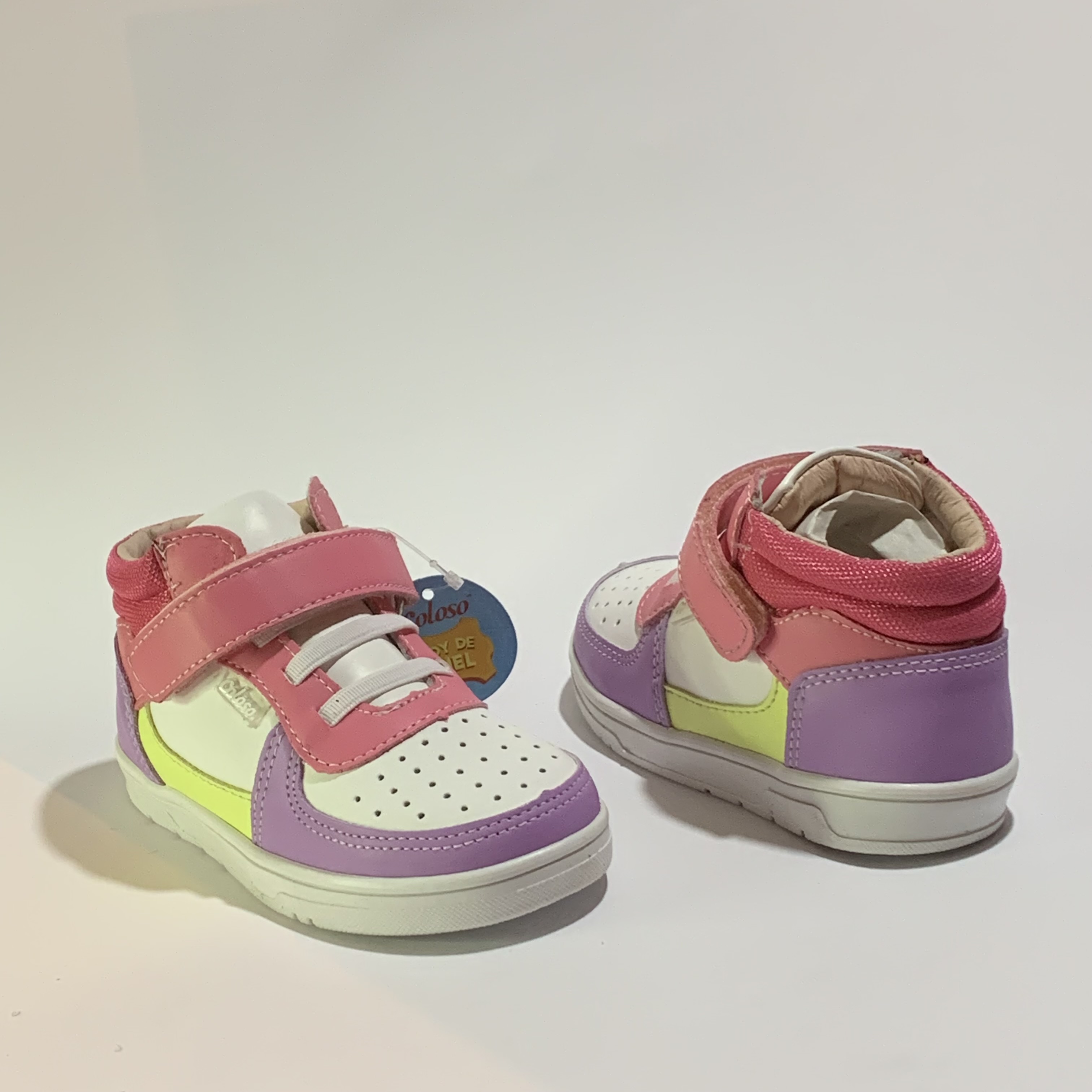 Tenis multicolor COLOSO