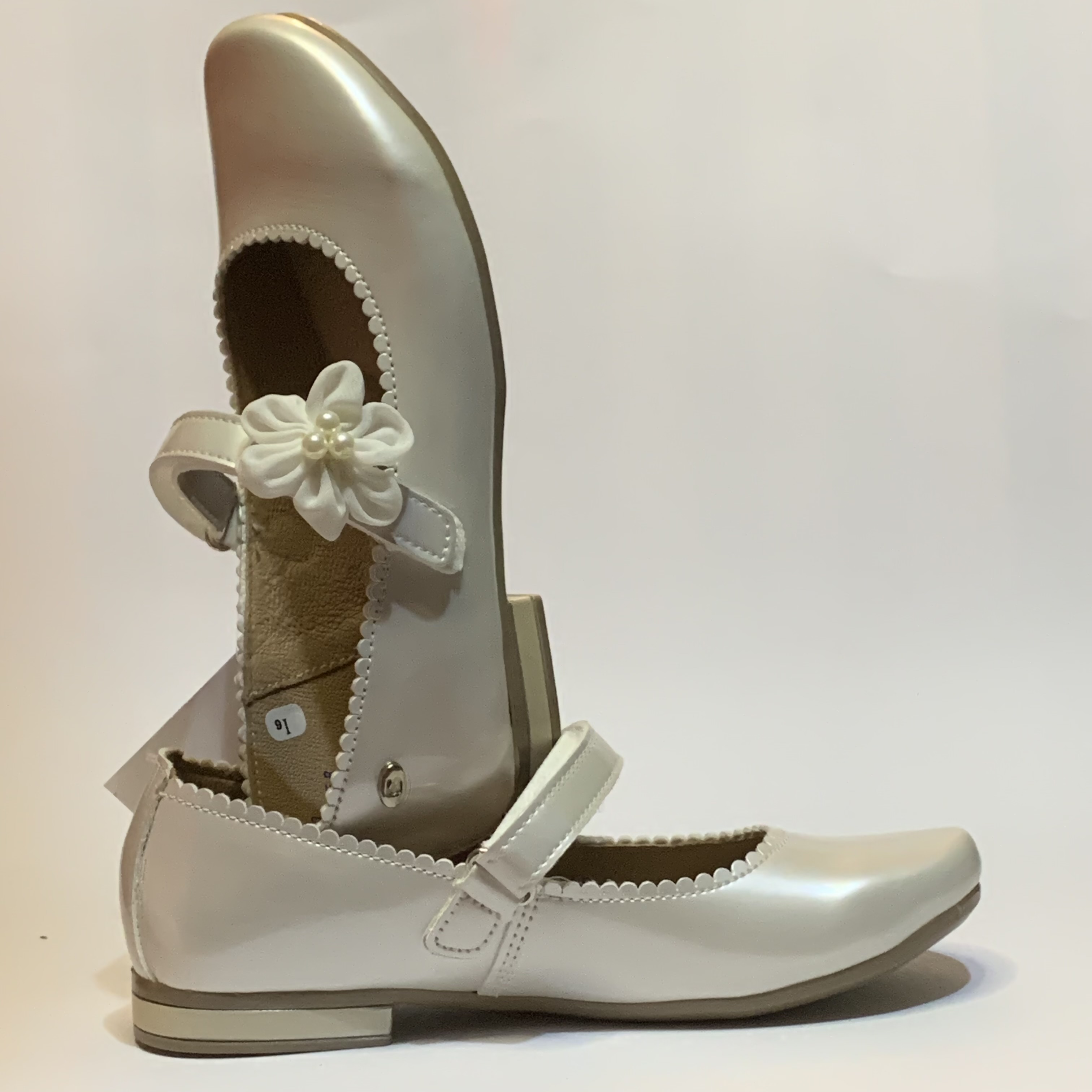 Zapatos de niña perla COQUETA