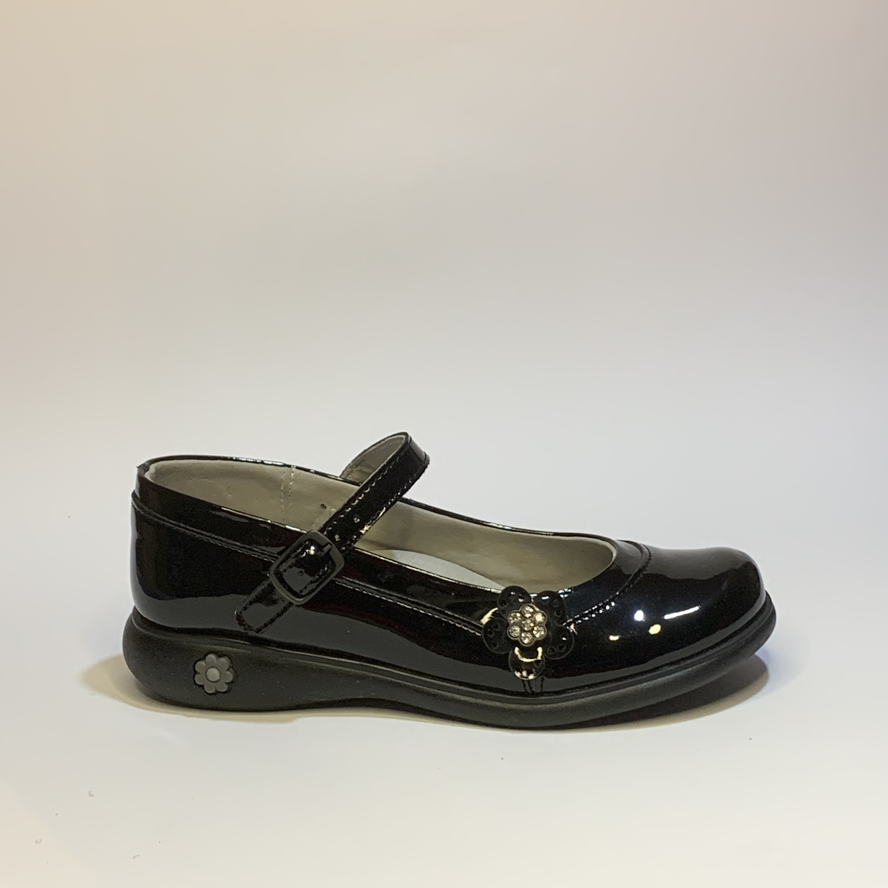 Zapato escolar negro para niña