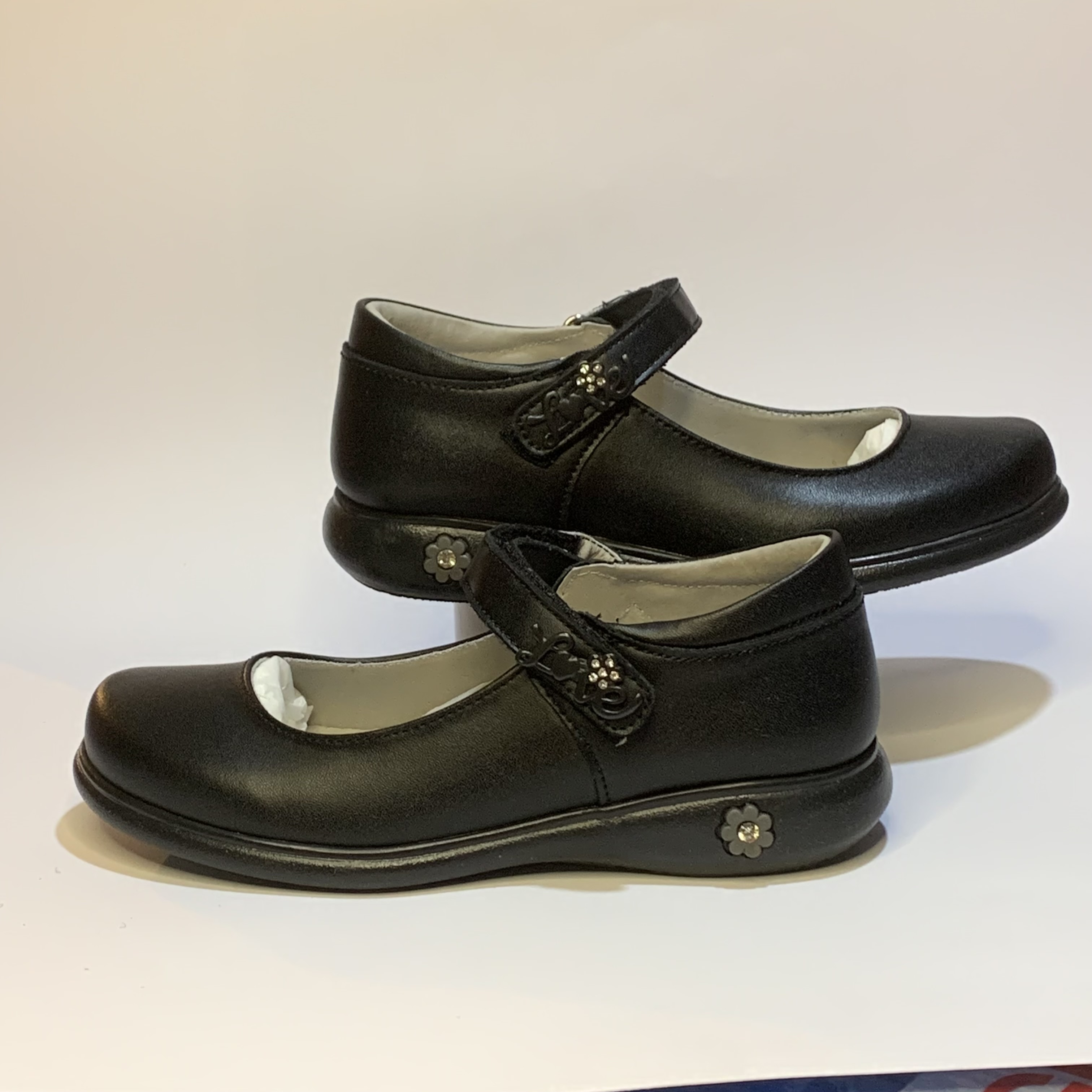 Zapato escolar para niña