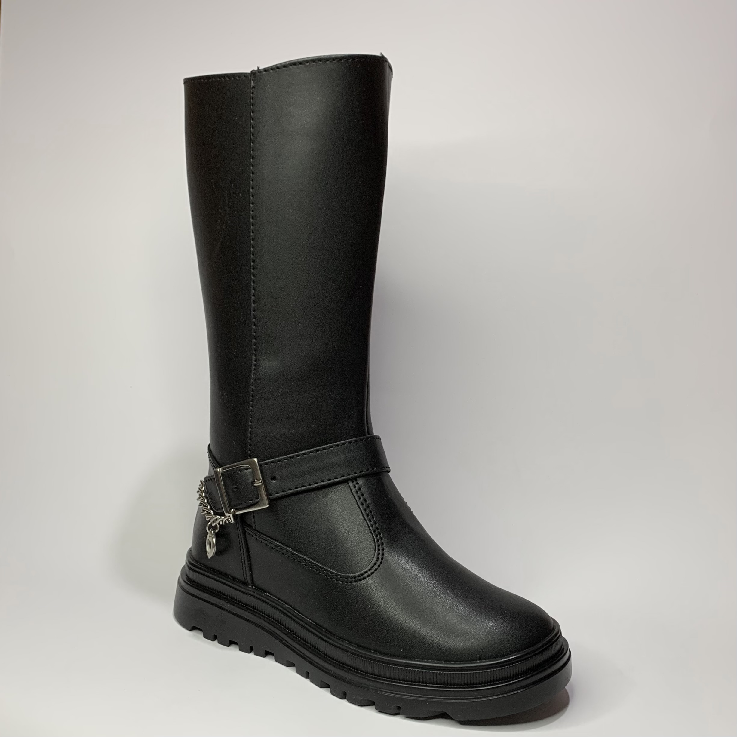 Botas negras con cadena COQUETA