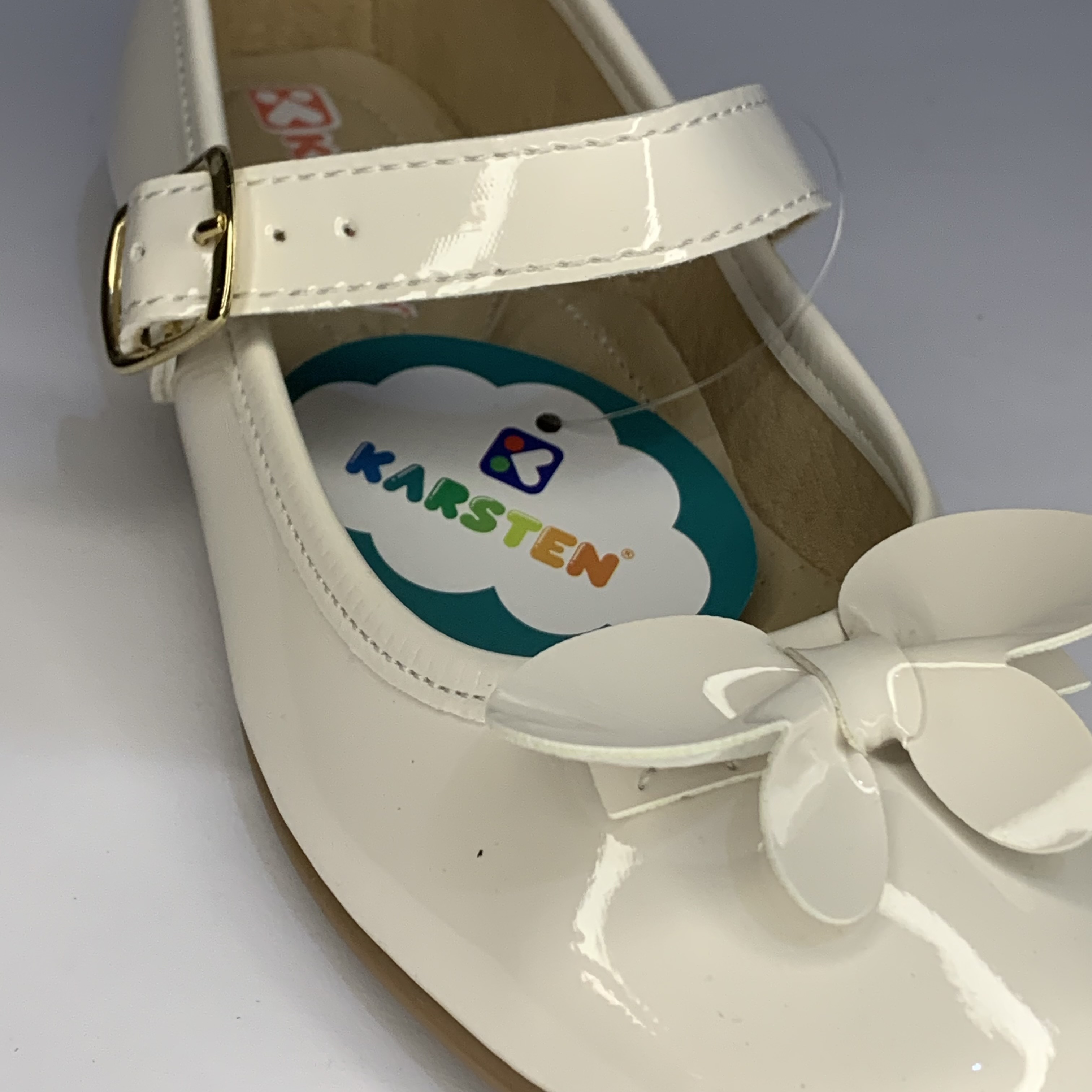 Zapatos tipo bailarina para niña