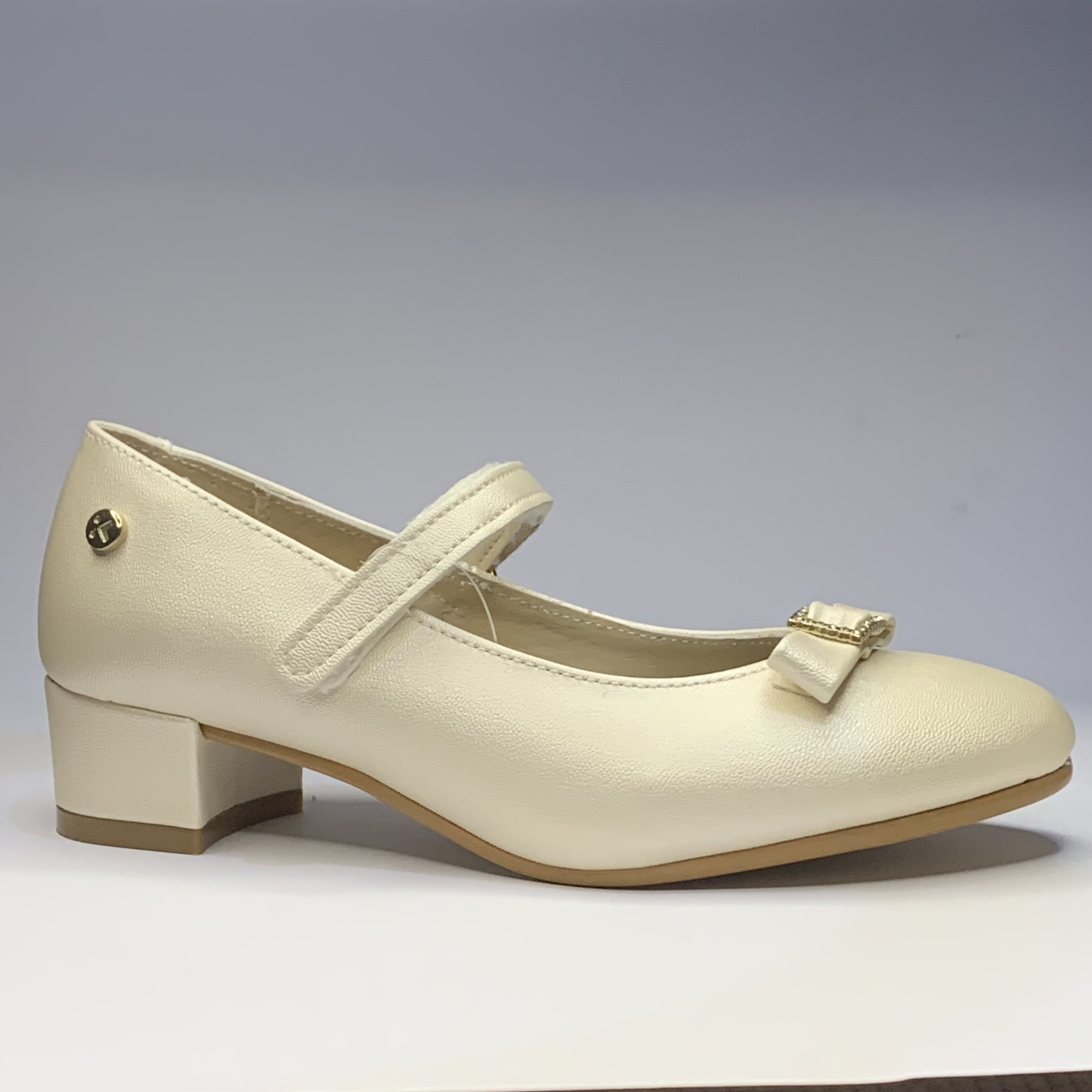 Bailarinas color marfil para niña