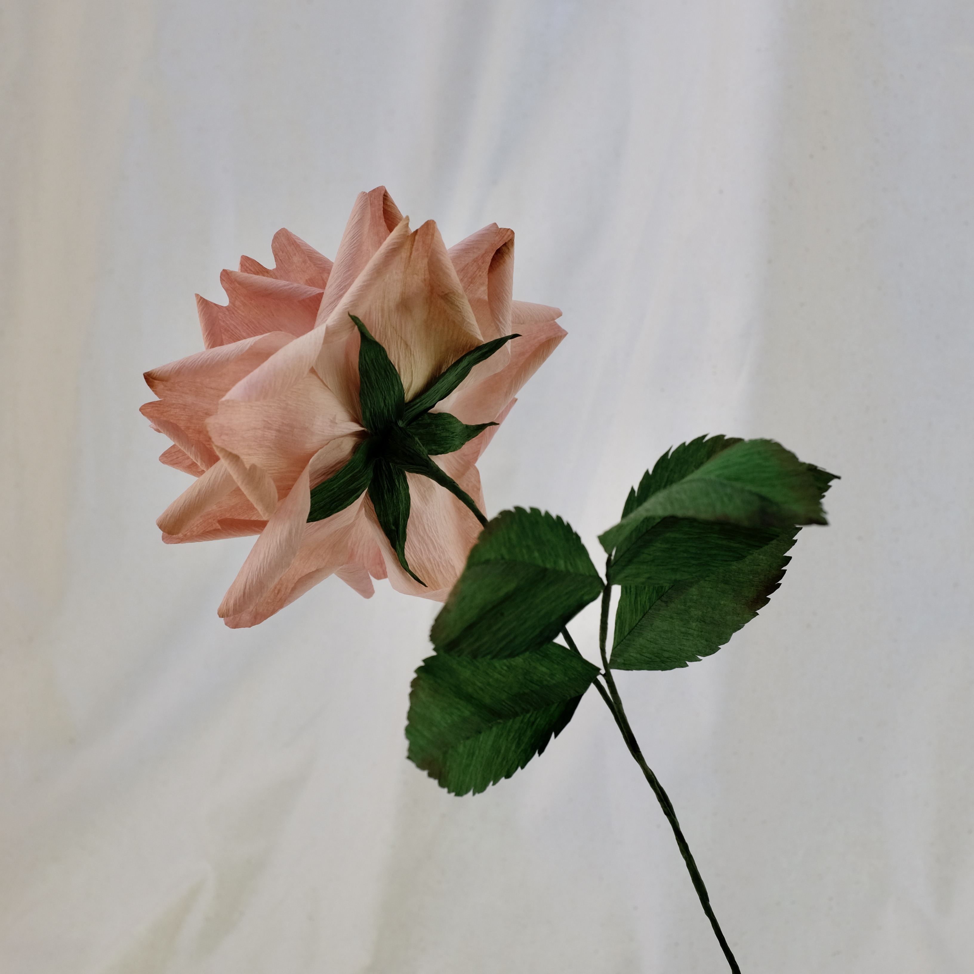 Fleur en papier : Rose (couleur vieux rose)