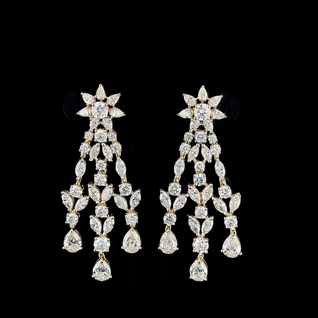 Elegant Diamond Drop Earrings in Gold and CVD