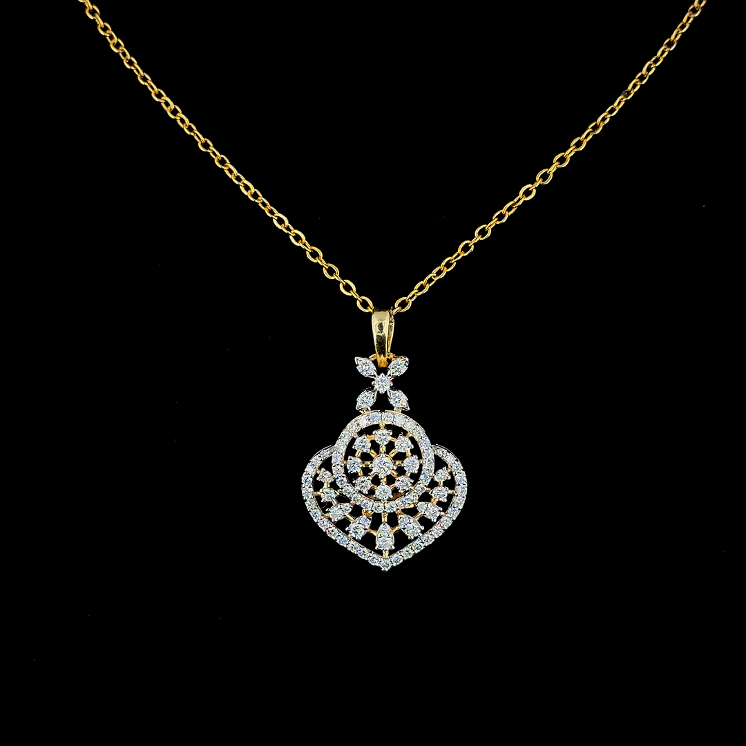 Elegant Gold Necklace with Diamond Pendant in Gold and CVD