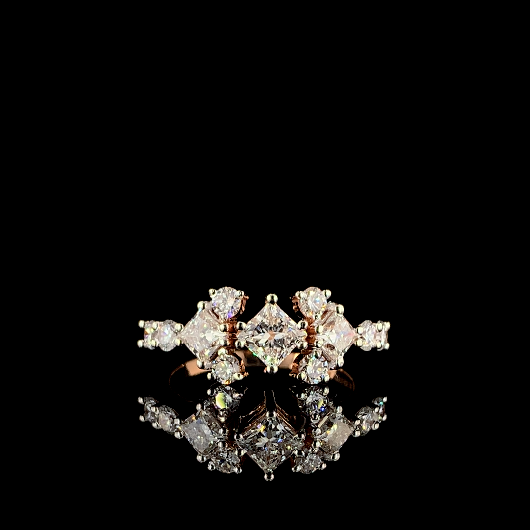 Elegant Diamond Gold Ring