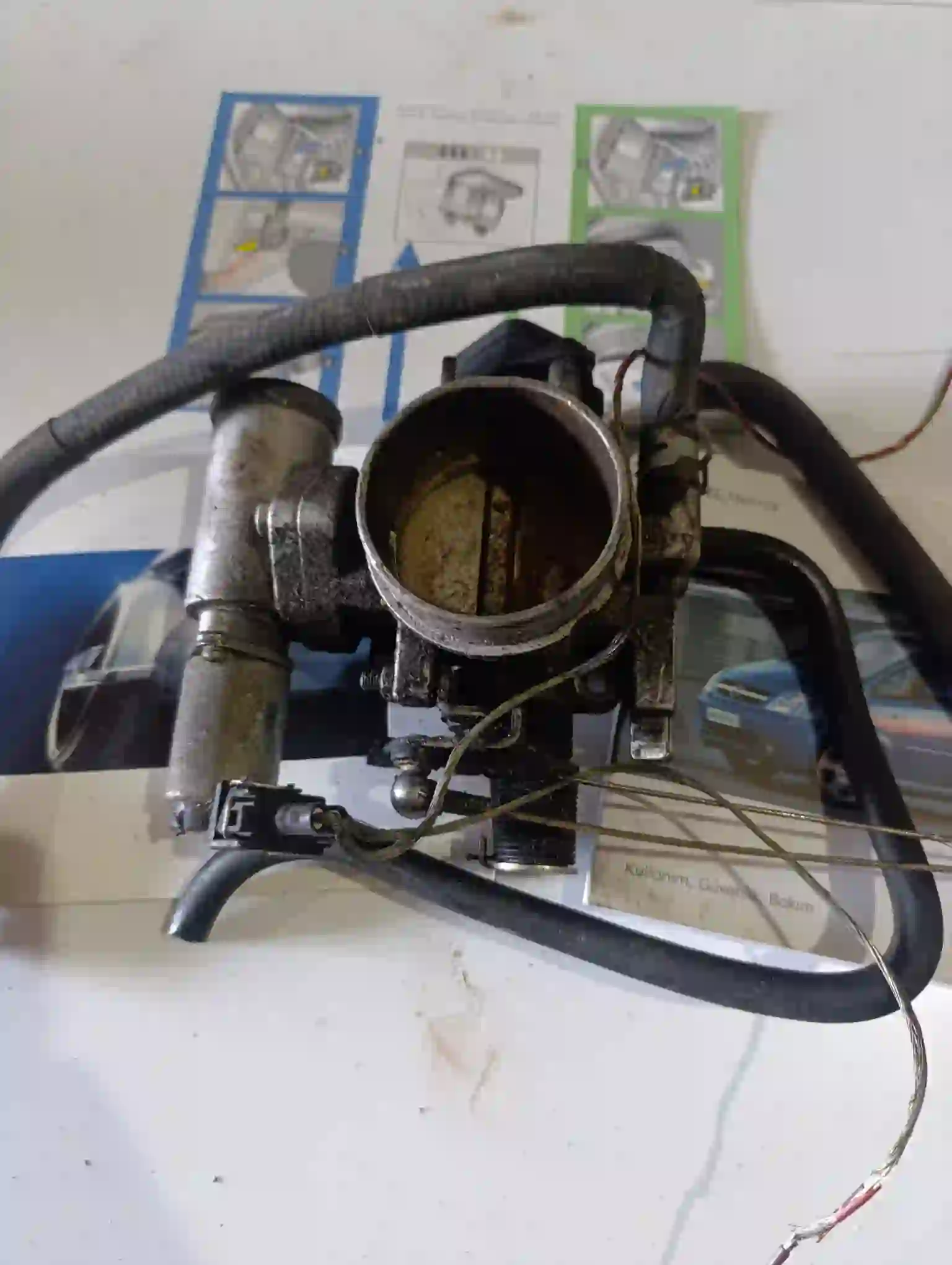 OPEL VECTRA B GAZ KELEBEĞİ 2.0 16V