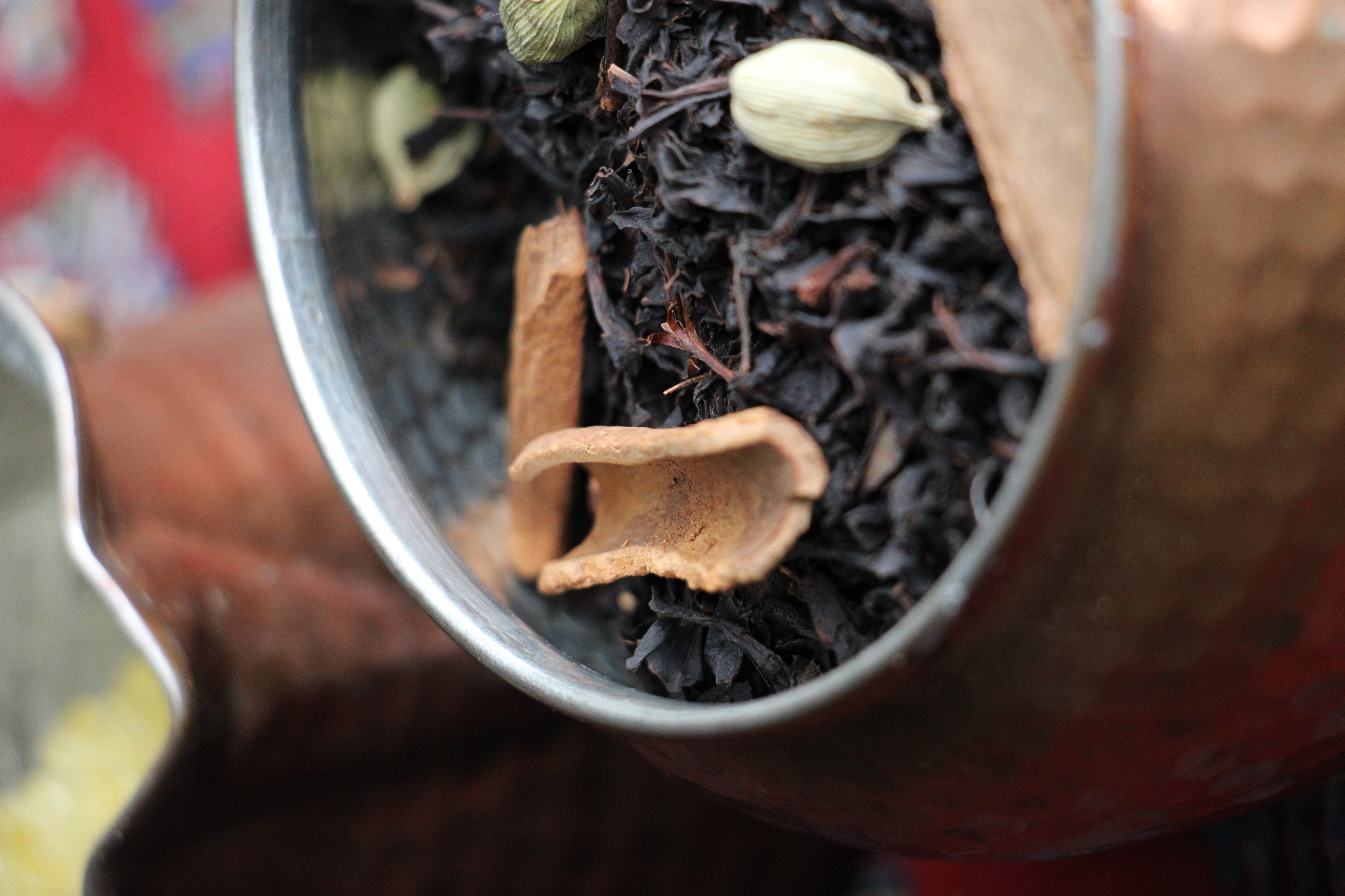 Thé à la cardamome et à la cannelle