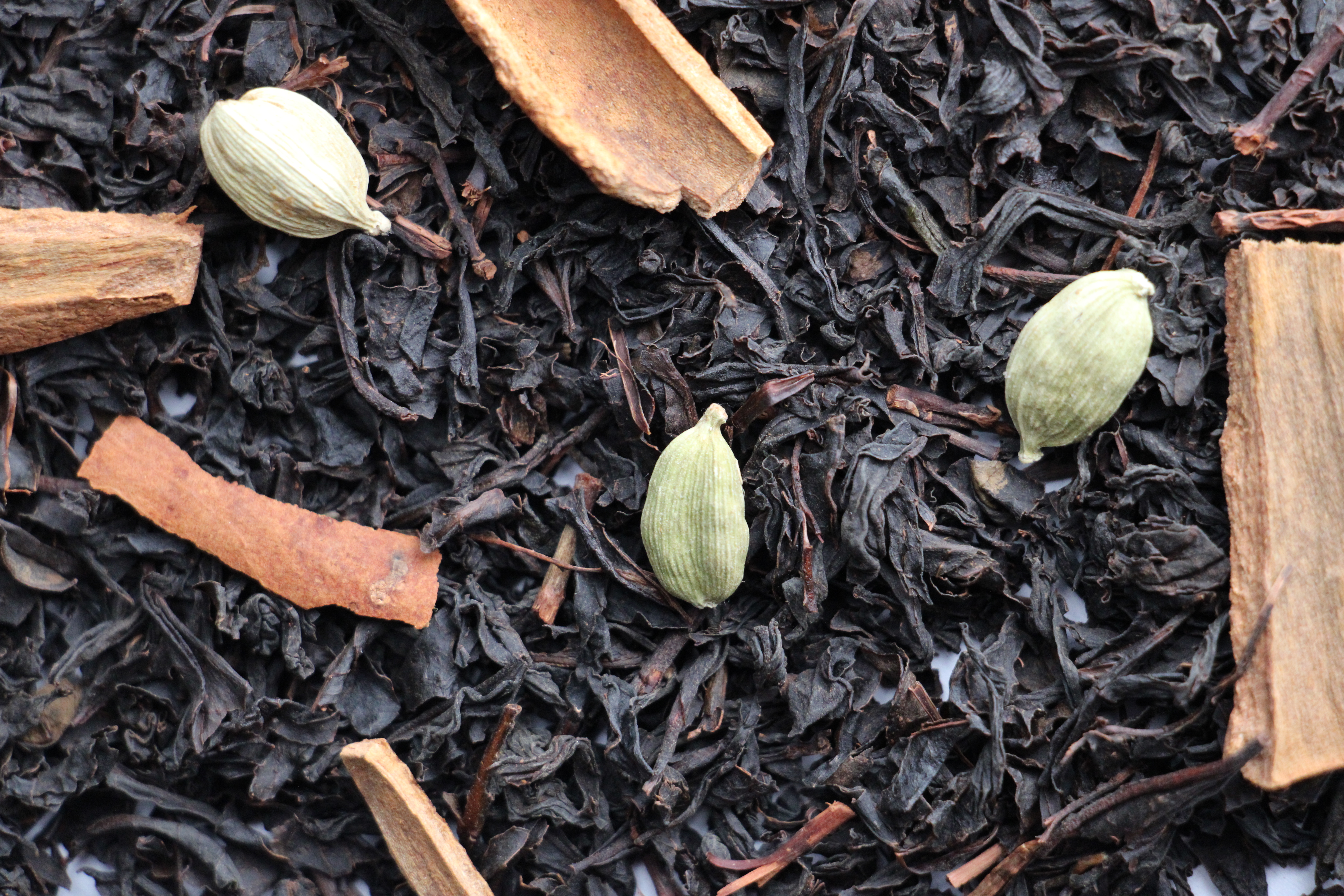 Thé à la cardamome et à la cannelle