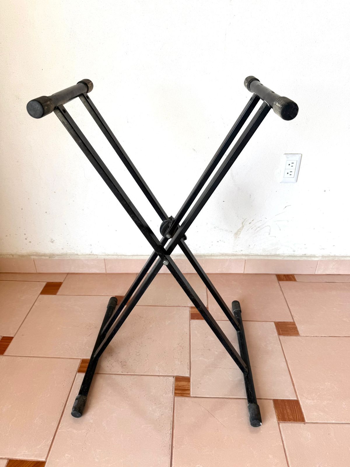 Base para teclado proel