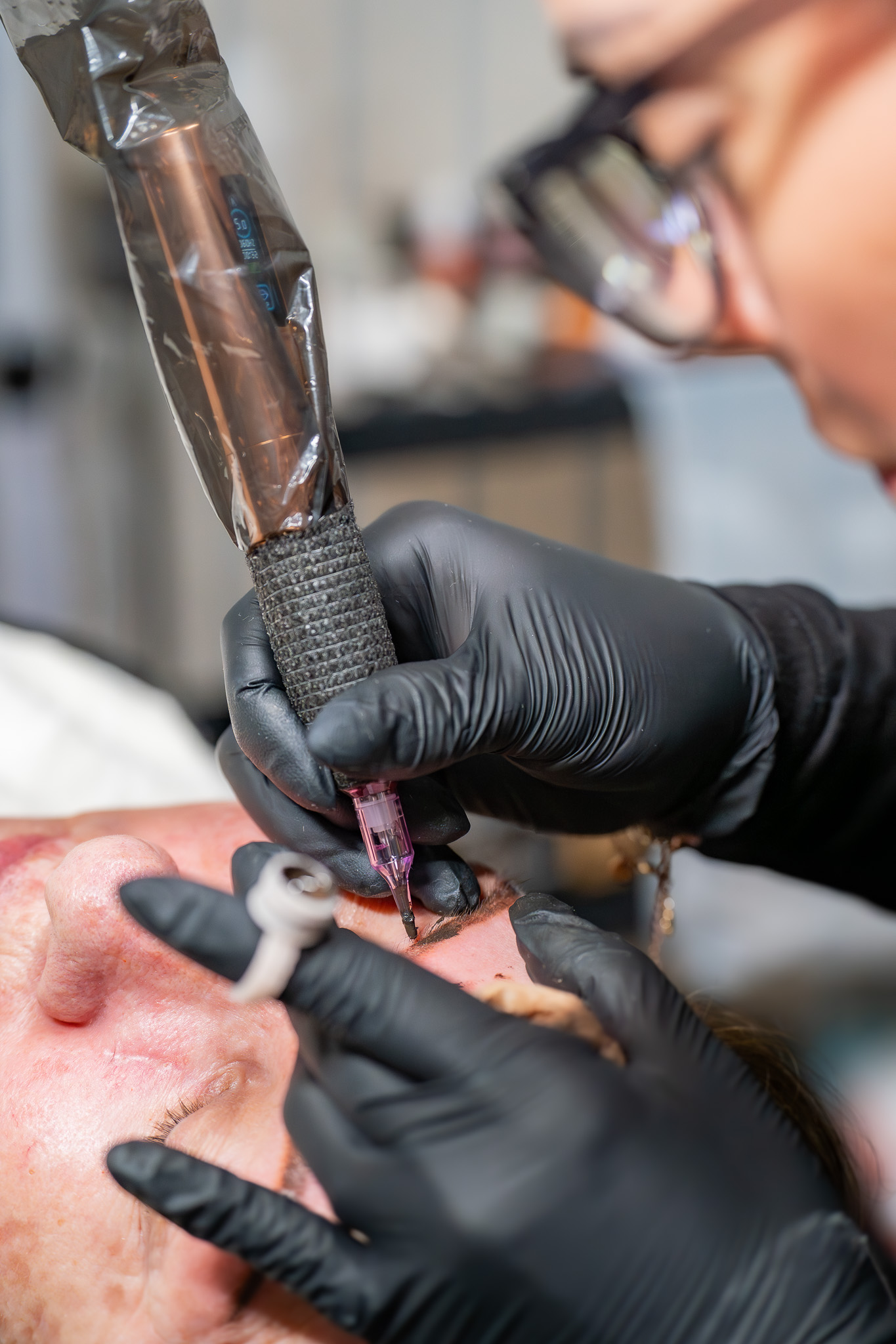 EyeBrow Microblading Sesion