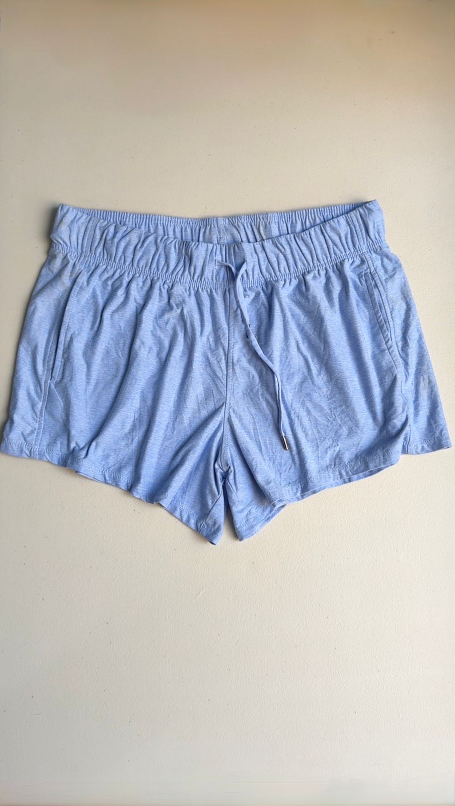 Short deportivo azul