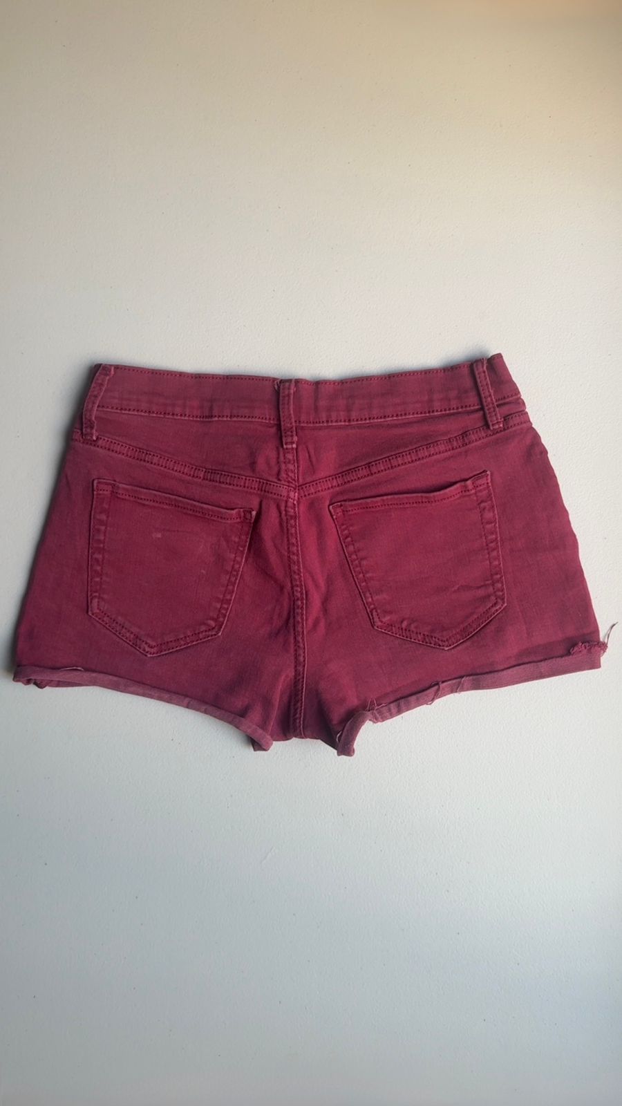 Short de mezclilla vino