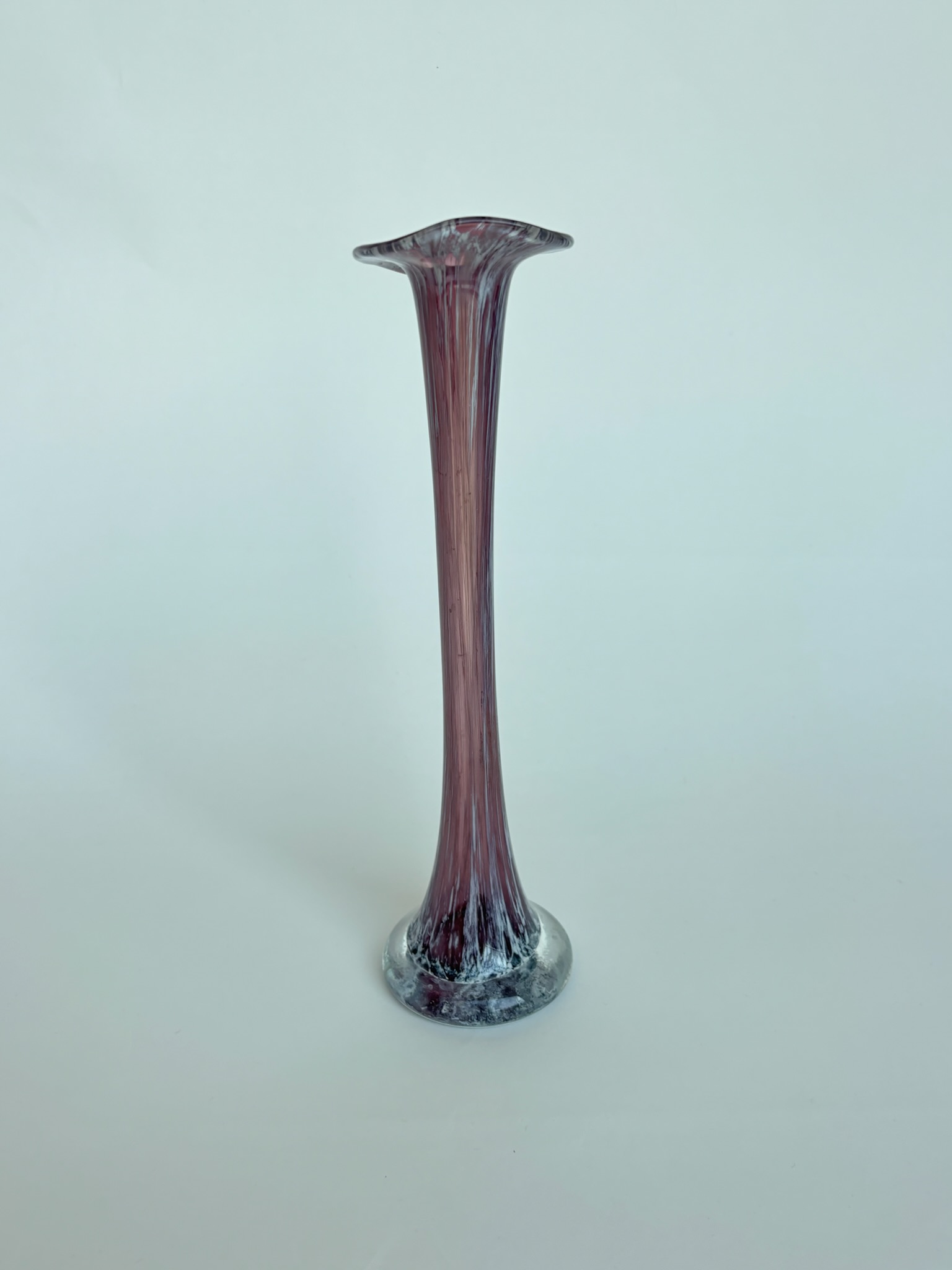 GLASS LILY VASE