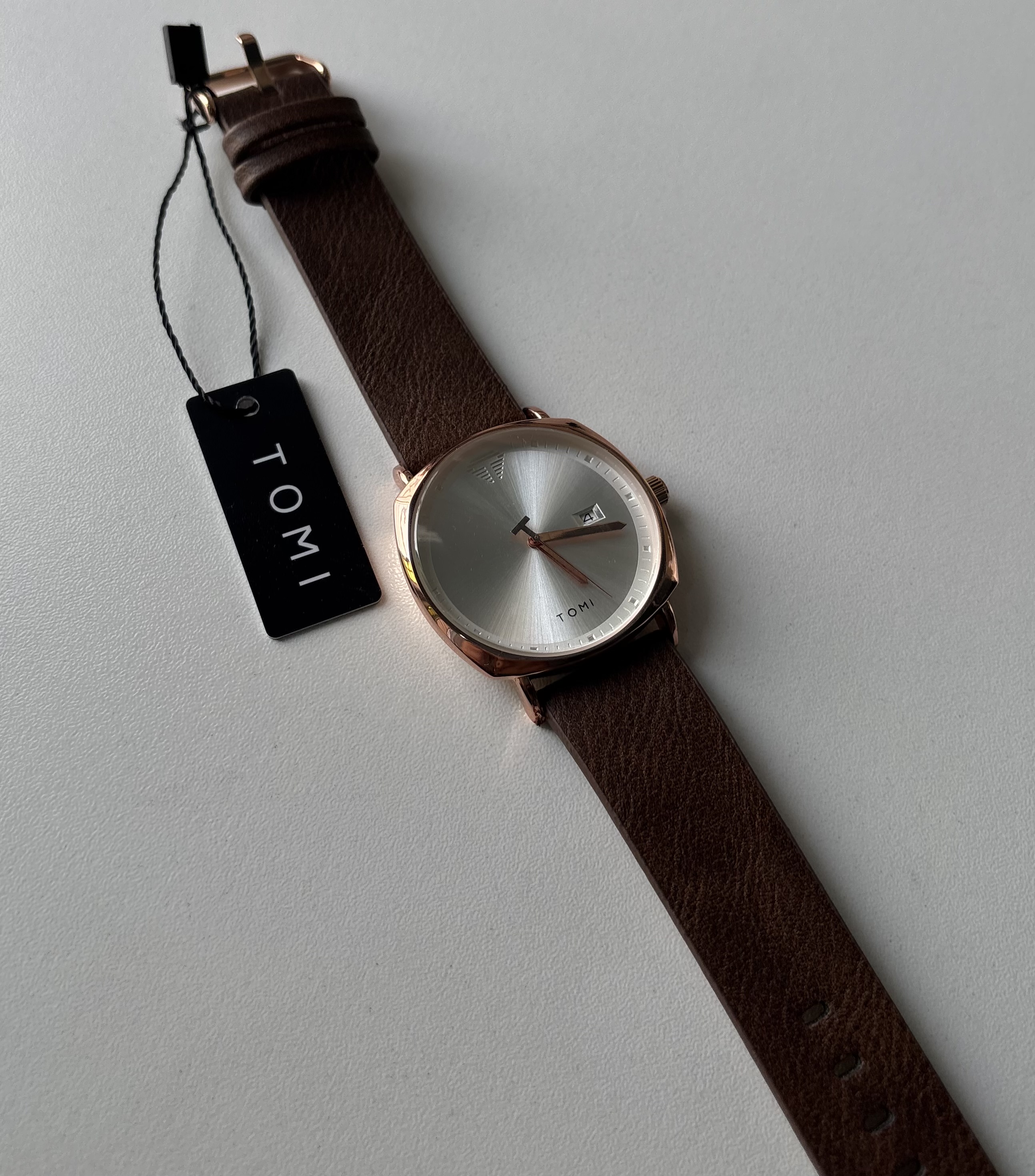 TOMI T044 Wristwatch