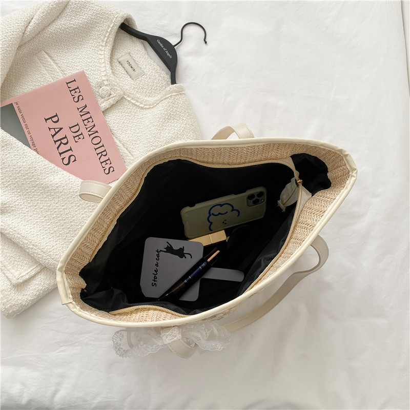 Knitted Floral Tote Bag