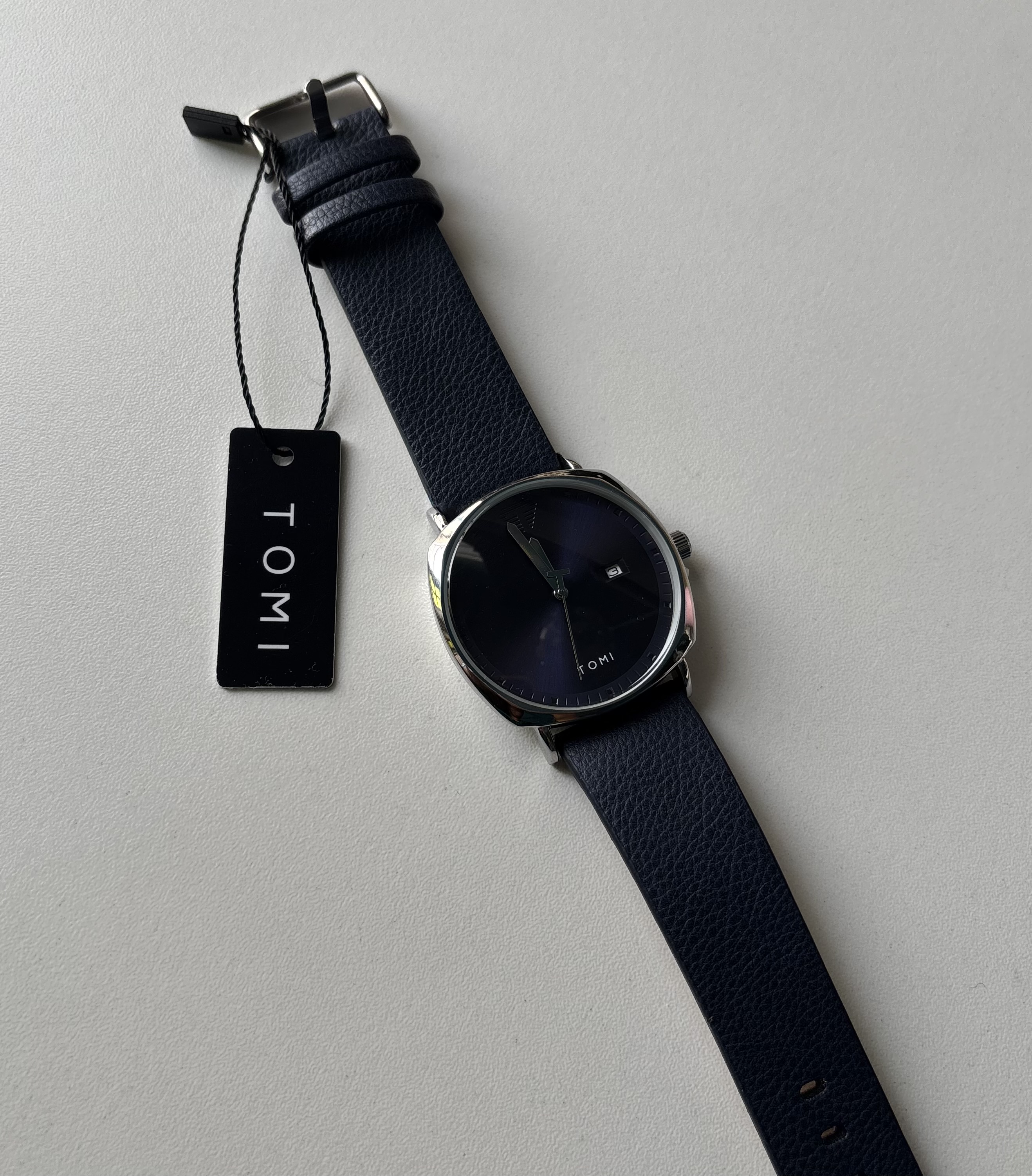 TOMI T044 Wristwatch